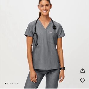 Figs Gray Women's Scrub Set